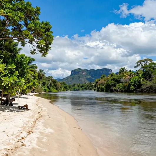 Descubra o encanto do Rio e Prainha Cauamé Descubra o encanto do Rio e Prainha Cauamé