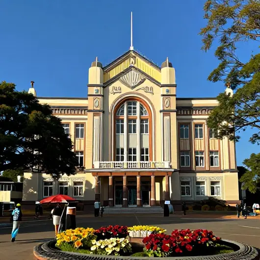 Explore o Palácio da Cultura Nenê Macaggi em Boa Vista - RR