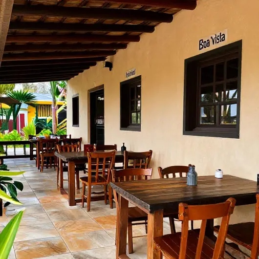Riu Restaurante: Sabor e Tradição no Coração da Cidade Riu Restaurante: Sabor e Tradição no Coração da Cidade