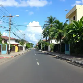 Prefeitura inicia asfaltamento da Rua Vovó Júlia, no bairro Caimbé Prefeitura inicia asfaltamento da Rua Vovó Júlia